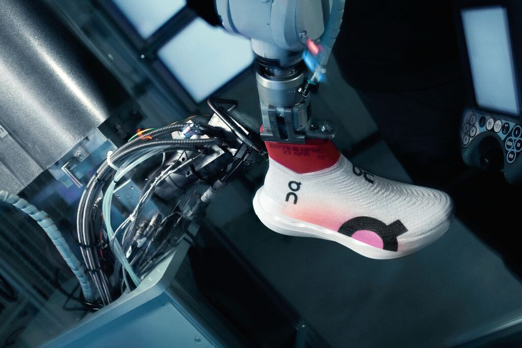 On Drops Limited Edition Cloudboom Strike LS in White/Raspberry and Continues LightSpray™ On Labs World Tour